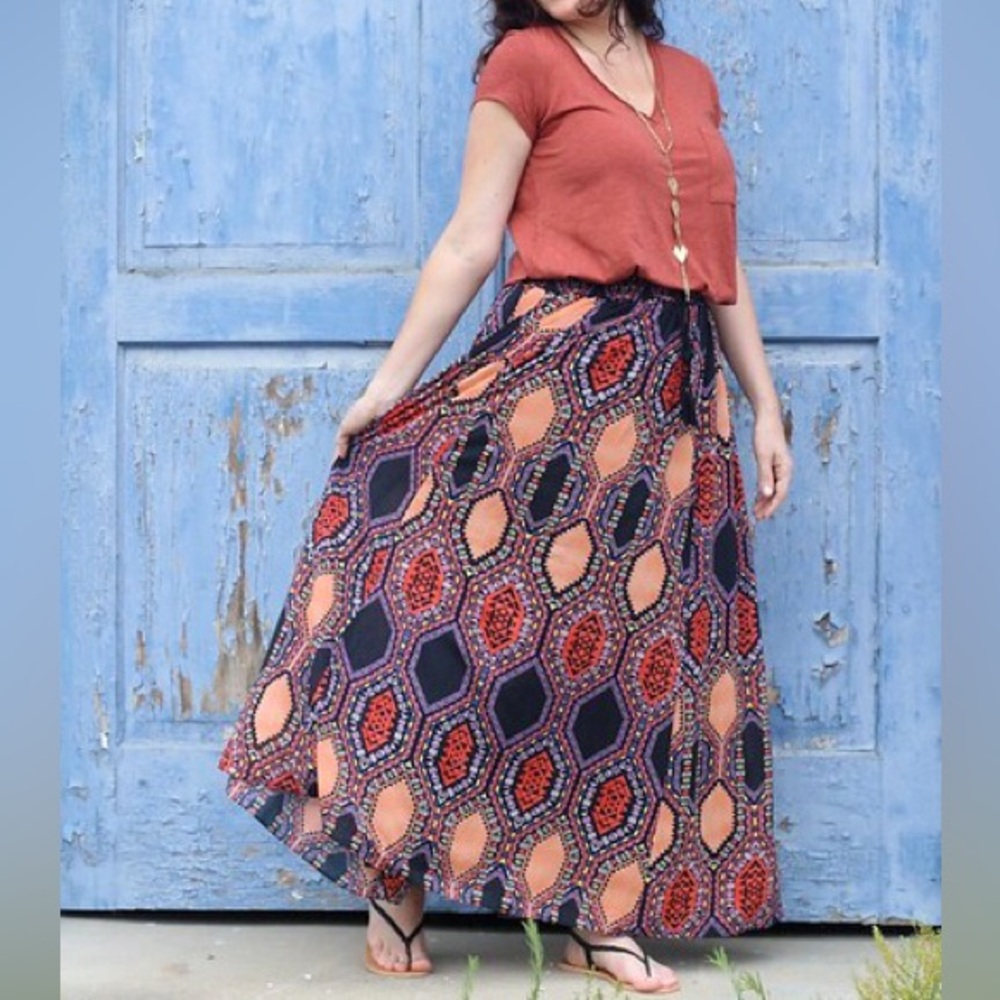 Maeve Anthropologie Geometric Maxi Skirt Size XS Navy Peach Pockets Tie Waist